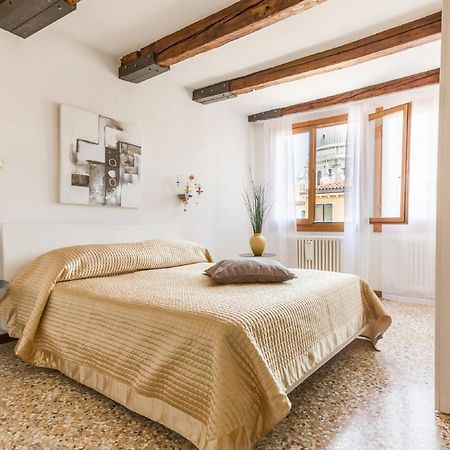 Accademia Charm Apartments By Wonderful Italy Venezia Esterno foto
