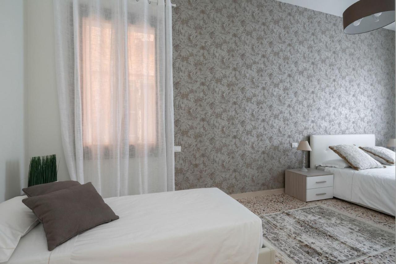 Accademia Charm Apartments By Wonderful Italy Venezia Esterno foto