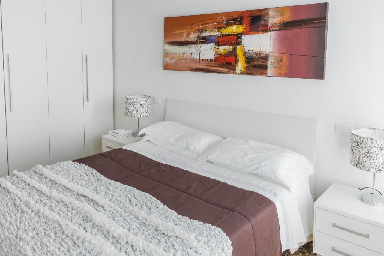 Accademia Charm Apartments By Wonderful Italy Venezia Esterno foto