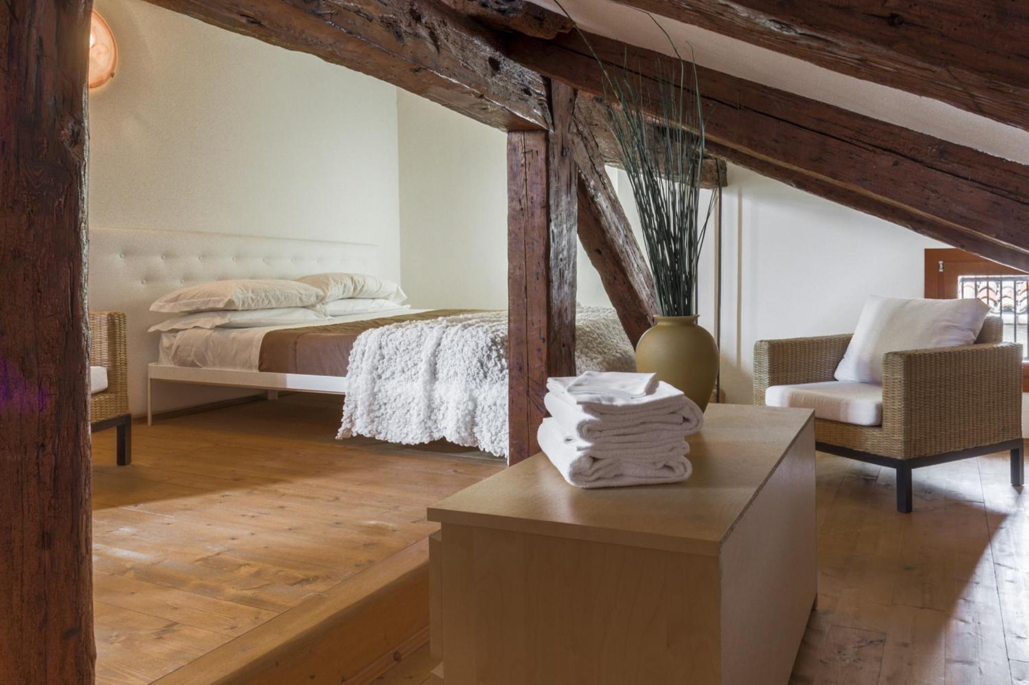 Accademia Charm Apartments By Wonderful Italy Venezia Esterno foto