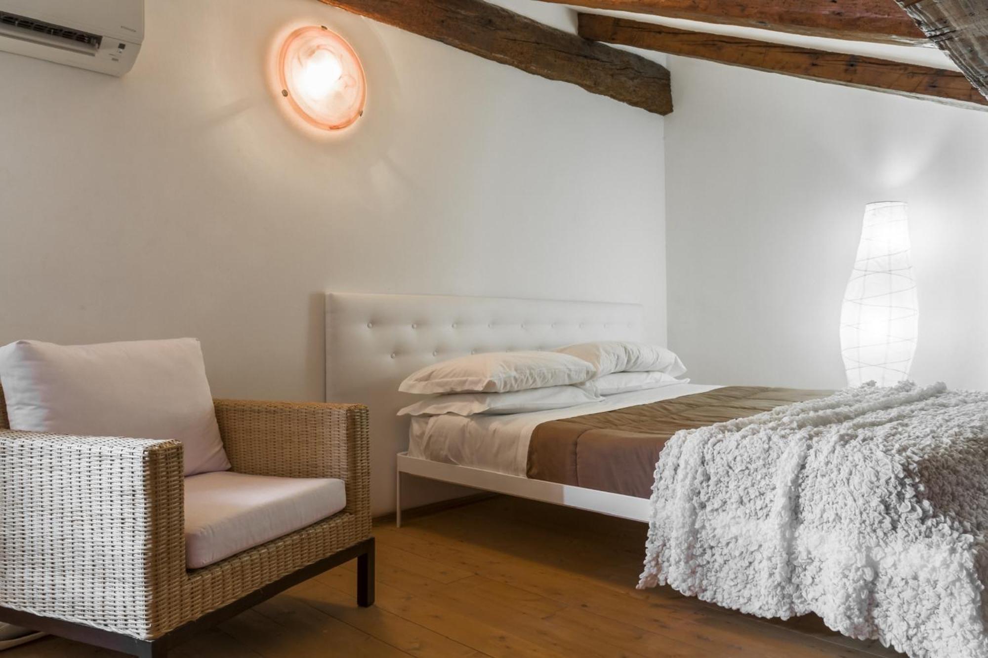 Accademia Charm Apartments By Wonderful Italy Venezia Esterno foto
