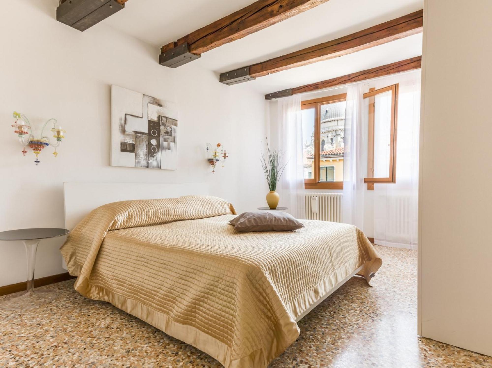 Accademia Charm Apartments By Wonderful Italy Venezia Esterno foto